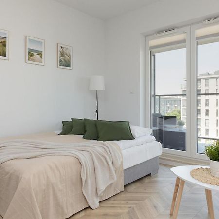 Ursus Sunny Studio For 4 Guests With Parking & Balcony By Noclegi Renters Varsóvia Exterior foto