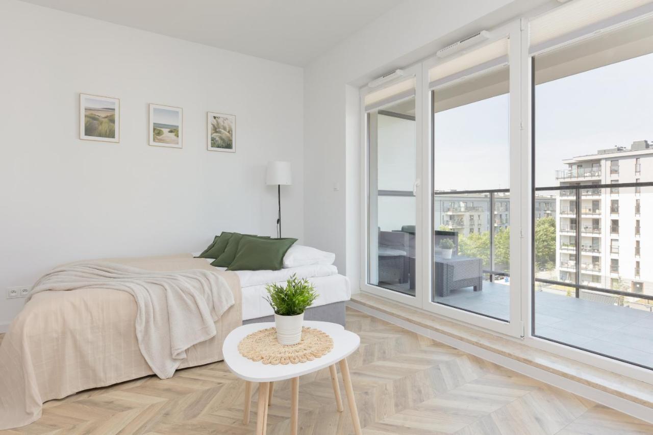 Ursus Sunny Studio For 4 Guests With Parking & Balcony By Noclegi Renters Varsóvia Exterior foto