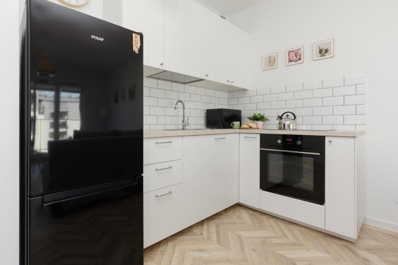 Ursus Sunny Studio For 4 Guests With Parking & Balcony By Noclegi Renters Varsóvia Exterior foto